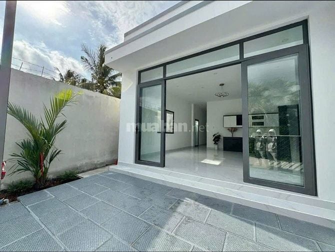 Bán nhà còn mới. DT 100m2 ở đường Lý Thường Kiệt - Hóc Môn 920 triệu