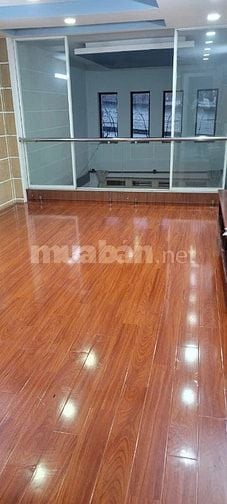 Cho thuê nhà Thoại Ngọc Hầu, diện tích 186m2, hẻm xe tải, giá 15 triệu
