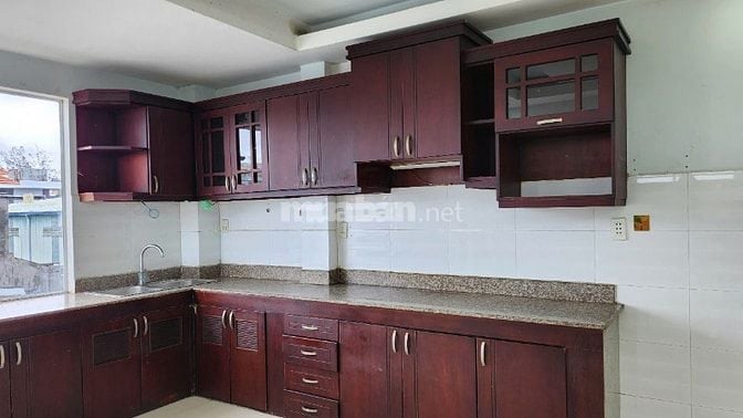 Cho thuê nhà Thoại Ngọc Hầu, diện tích 186m2, hẻm xe tải, giá 15 triệu