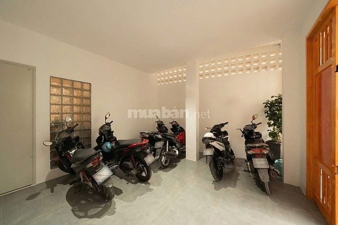 11P CHDV CAO CẤP-THÍCH QUẢNG ĐỨC-75m2 nở hậu 5 TẦNG 100tr/th chỉ 9,3T