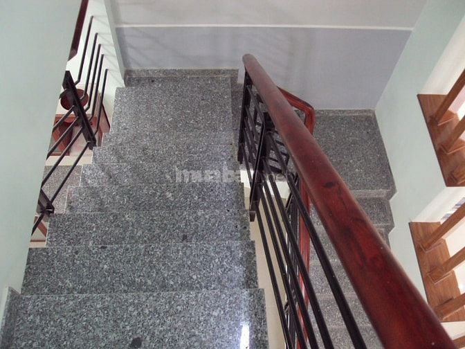 Cho thuê phòng 2,5 triệu/tháng,hẻm 330/...Bình Trị Đông, Q.Bình Tân 