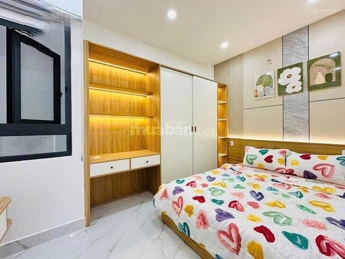 Giá nhỉnh 3 TỶ !! Bán gấp nhà 80m2 Phạm Văn Đồng, P3, Gò Vấp, sổ riêng