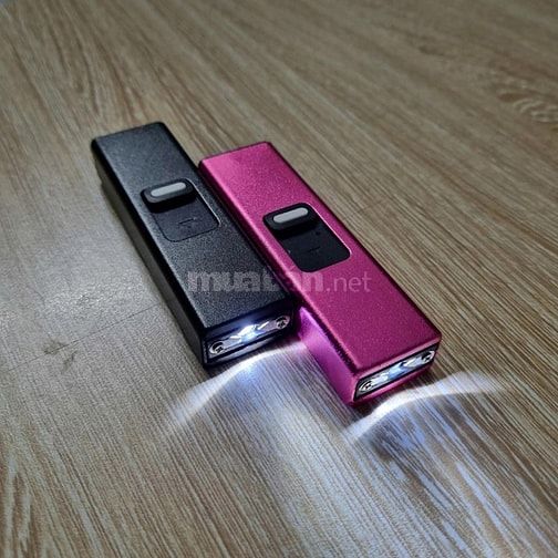 Siêu Phẩm Bảo Vệ Cá Nhân – Móc Khóa Chích Điện