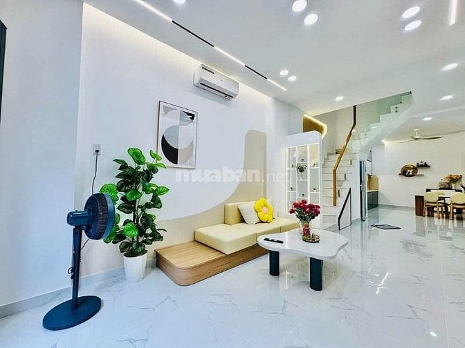 Kẹt Tiền Chủ Cần Bán Căn Nhà, DT 42,7m2, Ngay Đ. Đông Sơn, Q.Tân Bình