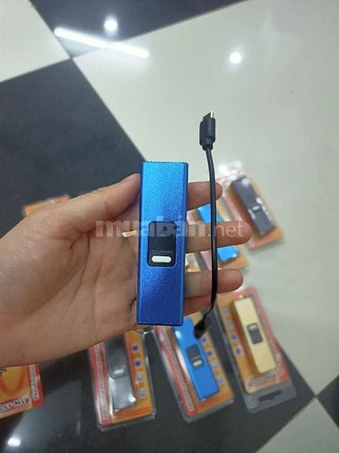 Siêu Phẩm Bảo Vệ Cá Nhân – Móc Khóa Chích Điện