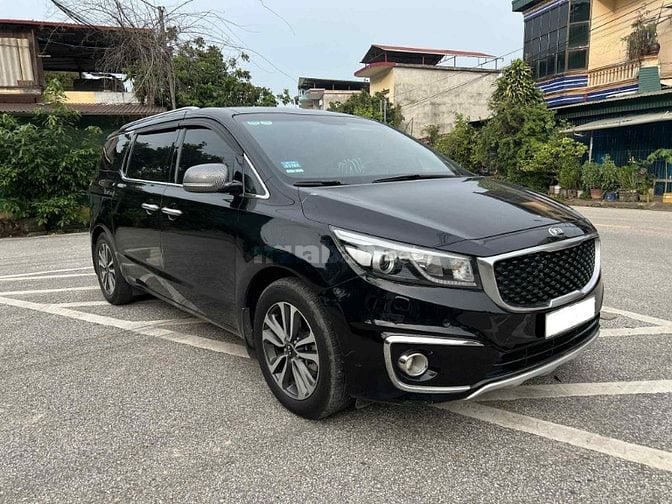 Gia đình cần bán Xe Kia Sedona 2.2L DAT 2017 