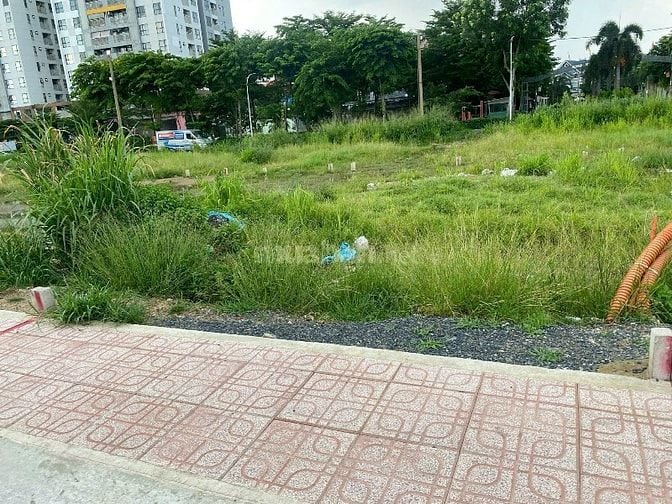 Bán đất phân lô 80m2 giá 2 tỷ 350 triệu Lê Đức Thọ, Phường 15, Gò Vấp.