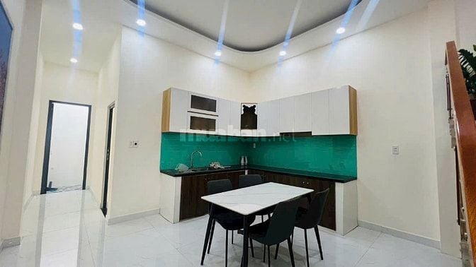 Bán nhà đường Hoàng Phan Thái, gần trường cấp 2 Bình Chánh