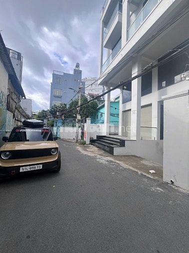 Hiếm bán đất 29m2 hẻm oto sạch 20m ra mặt tiền đất trống tiện xây mới