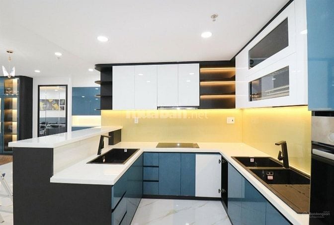 Bán căn hộ Cosmo City Quận 7. Vị trí đắc địa: 99 Nguyễn Thị Thập, Quận