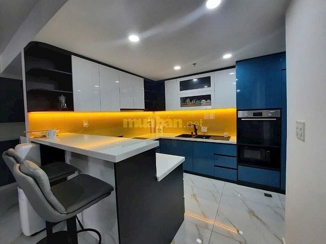 Bán căn hộ Cosmo City Quận 7. Vị trí đắc địa: 99 Nguyễn Thị Thập, Quận