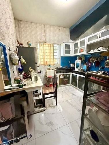  4,6tỷ nhà 71m2 đất , 1 lầu vị trí đẹp sau lưng Mặt Tiền nguyễn duy 