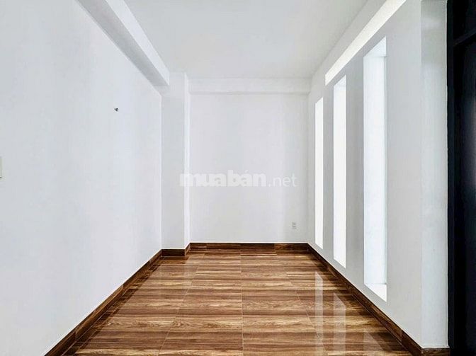 NHÀ MỚI 4 TẦNG FULL NỘI THẤT,5PN,5WC,PK,BẾP,ĐƯỜNG HOÀNG BẬT ĐẠT,P15,TB