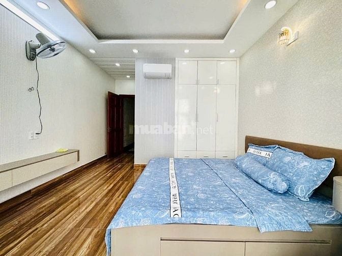 NHÀ MỚI 4 TẦNG FULL NỘI THẤT,5PN,5WC,PK,BẾP,ĐƯỜNG HOÀNG BẬT ĐẠT,P15,TB