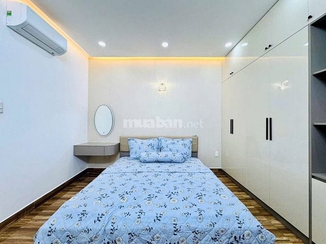 NHÀ MỚI 4 TẦNG FULL NỘI THẤT,5PN,5WC,PK,BẾP,ĐƯỜNG HOÀNG BẬT ĐẠT,P15,TB