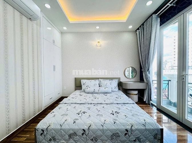 NHÀ MỚI 4 TẦNG FULL NỘI THẤT,5PN,5WC,PK,BẾP,ĐƯỜNG HOÀNG BẬT ĐẠT,P15,TB
