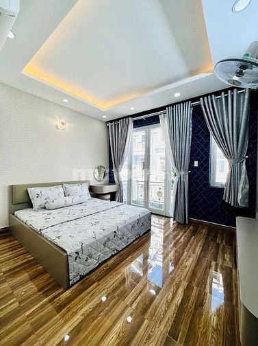 NHÀ MỚI 4 TẦNG FULL NỘI THẤT,5PN,5WC,PK,BẾP,ĐƯỜNG HOÀNG BẬT ĐẠT,P15,TB