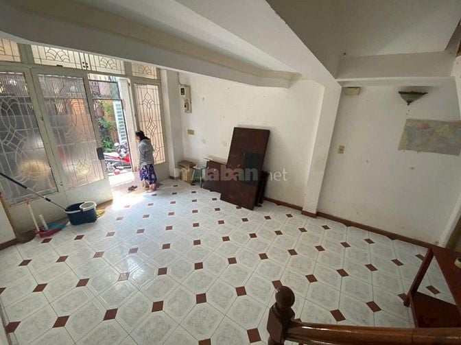 Cho thuê nhà nguyên căn Thích Quảng Đức, P5, Q. Phú Nhuận 2 lầu, 3pn