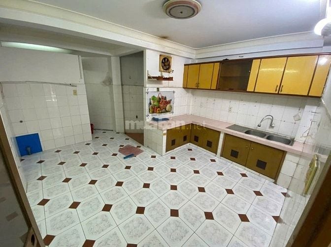 Cho thuê nhà nguyên căn Thích Quảng Đức, P5, Q. Phú Nhuận 2 lầu, 3pn