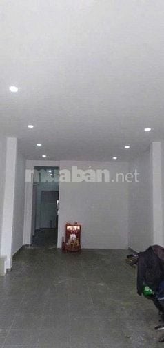 CHO THUÊ NHÀ NGUYÊN CĂN MẶT TIỀN VÕ VĂN KIỆT QUẬN 1 - 84M2 8PN 4WC