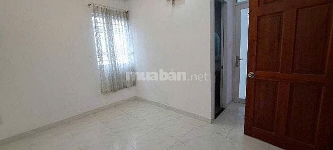 Bán nhà hẻm nhựa 6m, đường số 11, 67 m2, xây 4 tầng BTCT, chỉ 7 tỷ.