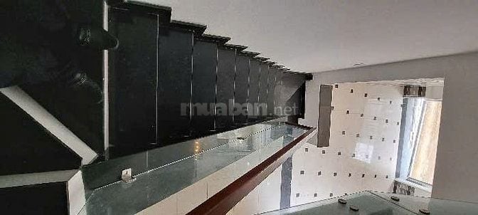 Bán nhà hẻm nhựa 6m, đường số 11, 67 m2, xây 4 tầng BTCT, chỉ 7 tỷ.