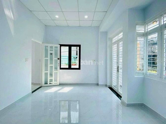 Bán nhà 55,2m2 giá 3 tỷ 250 triệu đường Lê Đức Thọ, P15, Gò Vấp.