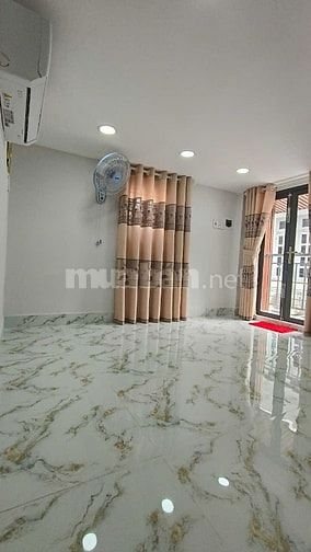 Bán nhà phố chính chủ đường Quang Trung, P10, gần nhà thờ Xóm Thuốc