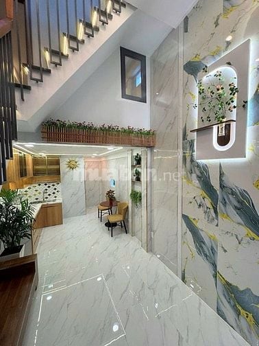 BÁN NHÀ CHÍNH CHỦ BÀ HOM QUẬN 6 – 3 TẦNG ĐẸP – CHỈ HƠN 4 TỶ XÍU