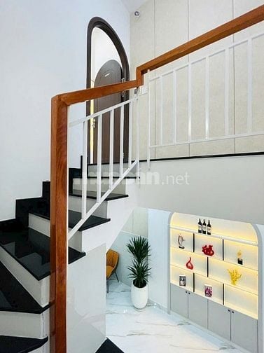 Bán nhà 42,7m2 giá 1 tỷ 950 triệu đường Đinh Bộ Lĩnh,P1, Bình Thạnh