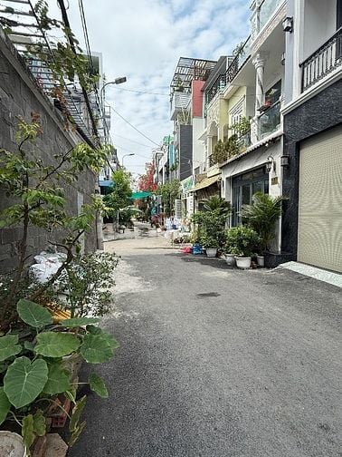 bán nhà riêng hẻm Đào Tông Nguyên 