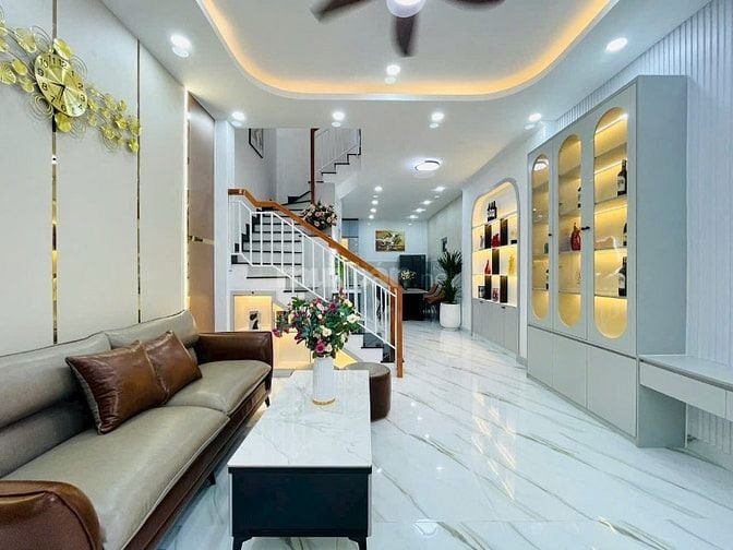 Bán nhà 42,7m2 giá 1 tỷ 950 triệu đường Đinh Bộ Lĩnh,P1, Bình Thạnh