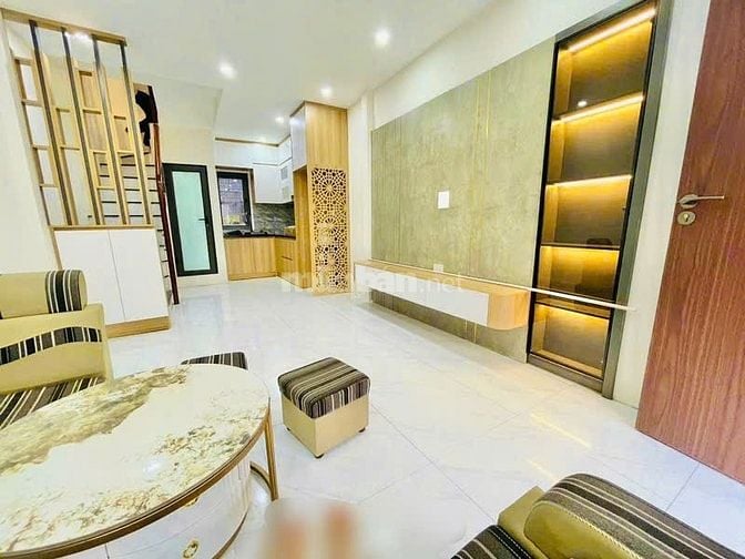 Bán CHTT (Tầng 2+3) phố Nguyễn An Ninh giá 2,98 Tỷ, 75m2. 2N+VS