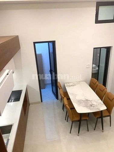 Bán nhà khu vực Cổ Nhuế, Bắc Từ Liêm, 4 tầng đẹp, gần chợ, trường đại 