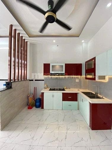 Bán nhà đường Nguyễn Thiện Thuật, Quận 3 có sẵn nội thất cơ bản