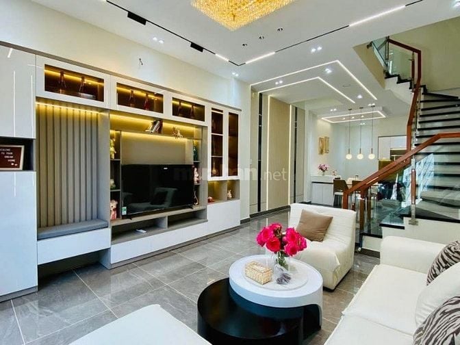 Cô Sáu bán nhanh nhà Đất Thánh, TB. 79m2 full nội thất 6ty550