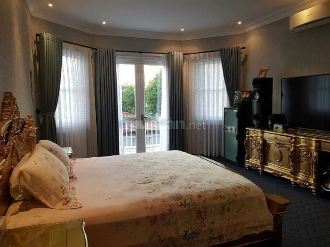 Bán Biệt Thự Villa Thạnh mỹ lợi quận 2 (1000m²) giá 92 tỷ