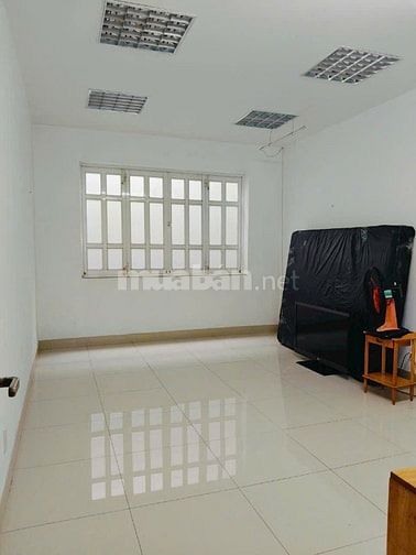 Bán nhà có hầm mặt tiền An Dương Vương Quận 6, lề 9m, DT 4x20m