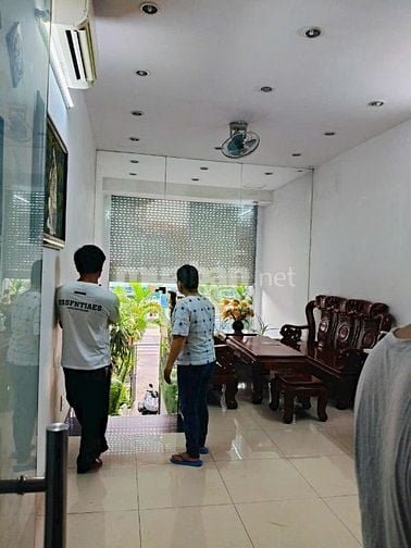 Bán nhà có hầm mặt tiền An Dương Vương Quận 6, lề 9m, DT 4x20m