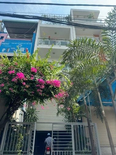 Bán nhà có hầm mặt tiền An Dương Vương Quận 6, lề 9m, DT 4x20m