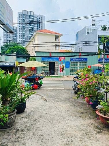 Bán nhà có hầm mặt tiền An Dương Vương Quận 6, lề 9m, DT 4x20m