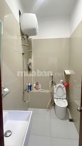 Bán nhà khu Phan Xích Long 44m2 3 tầng kiên cố nhà còn mới vào ở ngay