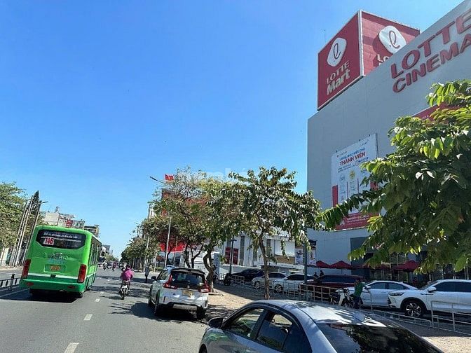 CHDV ngang 8m hẻm 276 Thống Nhất 240m2 6T 31PN 160tr gần Lotte 36.5 tỷ