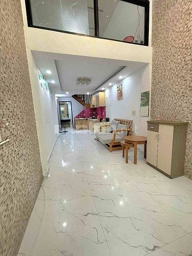 Nhà đẹp Quận 10, Hẻm 3m Ngô Gia Tự - 39m2 - 3 tầng chỉ hơn 5 tỷ một ít