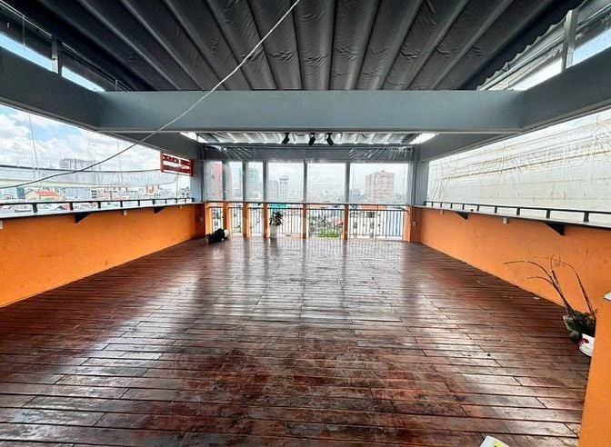 25Tr Rooftop View LandMark 200m2 Gần Nguyễn Gia Trí Ngã Tư Hàng Xanh