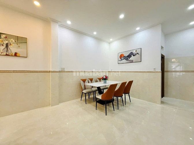 Mua ngay căn nhà 51.2m2 ngay Phạm Văn Hai, TB. Giá: 3 Tỷ 290. Có SHR