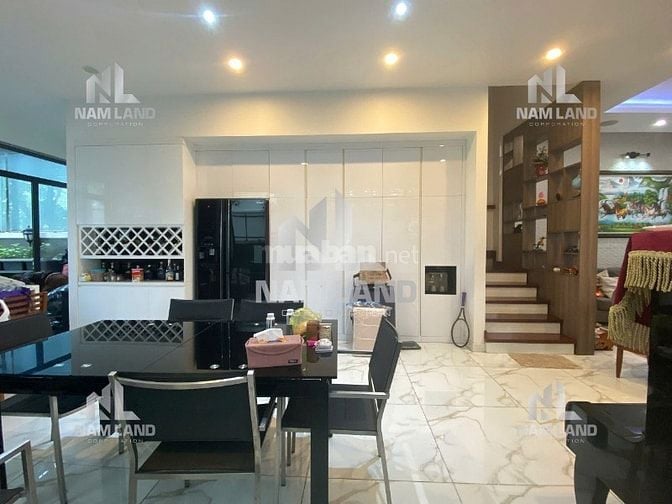 CHO THUÊ VILLA 2 MẶT TIỀN THOÁNG MÁT FULL NỘI THẤT CAO CẤP- 50Triệu
