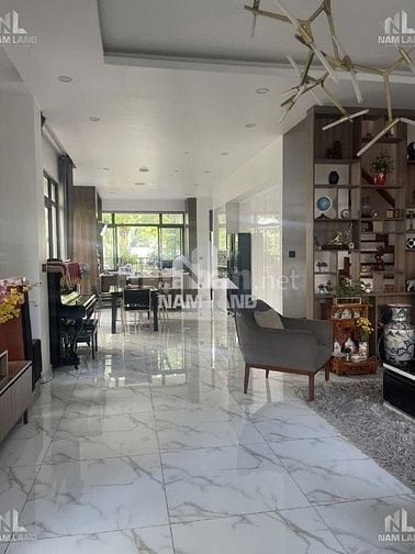 CHO THUÊ VILLA 2 MẶT TIỀN THOÁNG MÁT FULL NỘI THẤT CAO CẤP- 50Triệu
