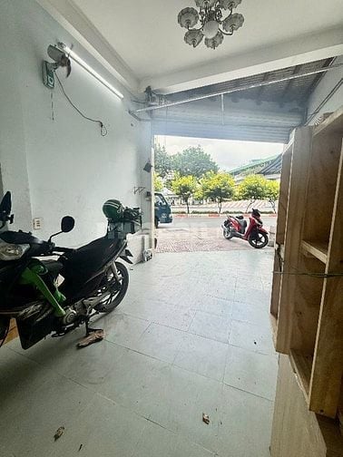 ⭐️Nhà 3 Lầu Mặt tiền kinh doanh sầm uất bậc nhất Phạm Văn Đồng, P3