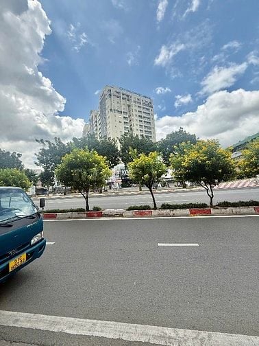 ⭐️Nhà 3 Lầu Mặt tiền kinh doanh sầm uất bậc nhất Phạm Văn Đồng, P3